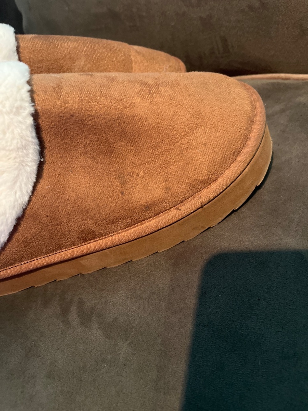Cute slippers - Picture 3 of 3